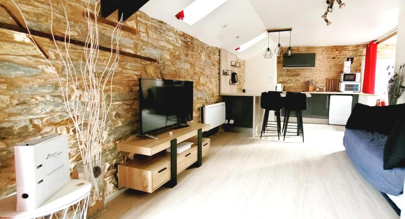 Appartement De Charme - Centre Ville Chateaubriant Bagian luar foto